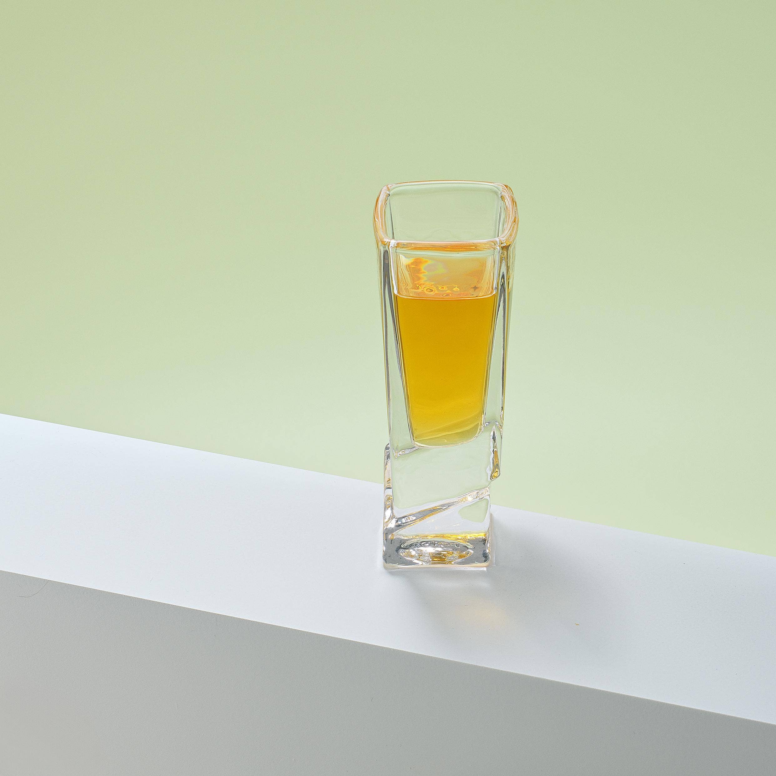 JoyJolt - Venta al por mayor Vaso de chupito - Vasos de chupito Carre Square con base pesada, 1.5 onzas, juego de 43