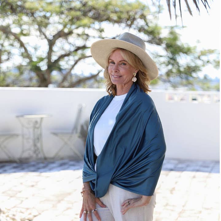 Sun Wrap UPF50+, Gloss Indian Teal for wholesale by Sun Bella