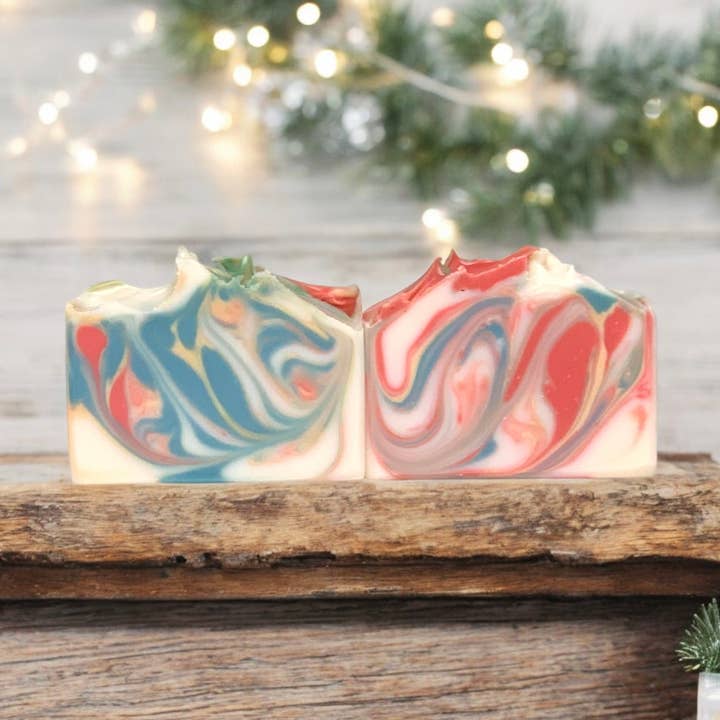 Merry Mistletoe Holiday Soap – Pine, Currant & Cypress for wholesale by Carried Away Bath
