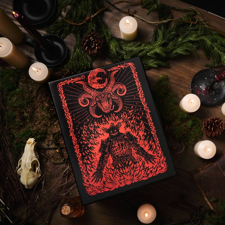 Avantris Entertainment - Wholesale Fantasy - The Crooked Moon: Core Book Deluxe Edition (Full Case)1