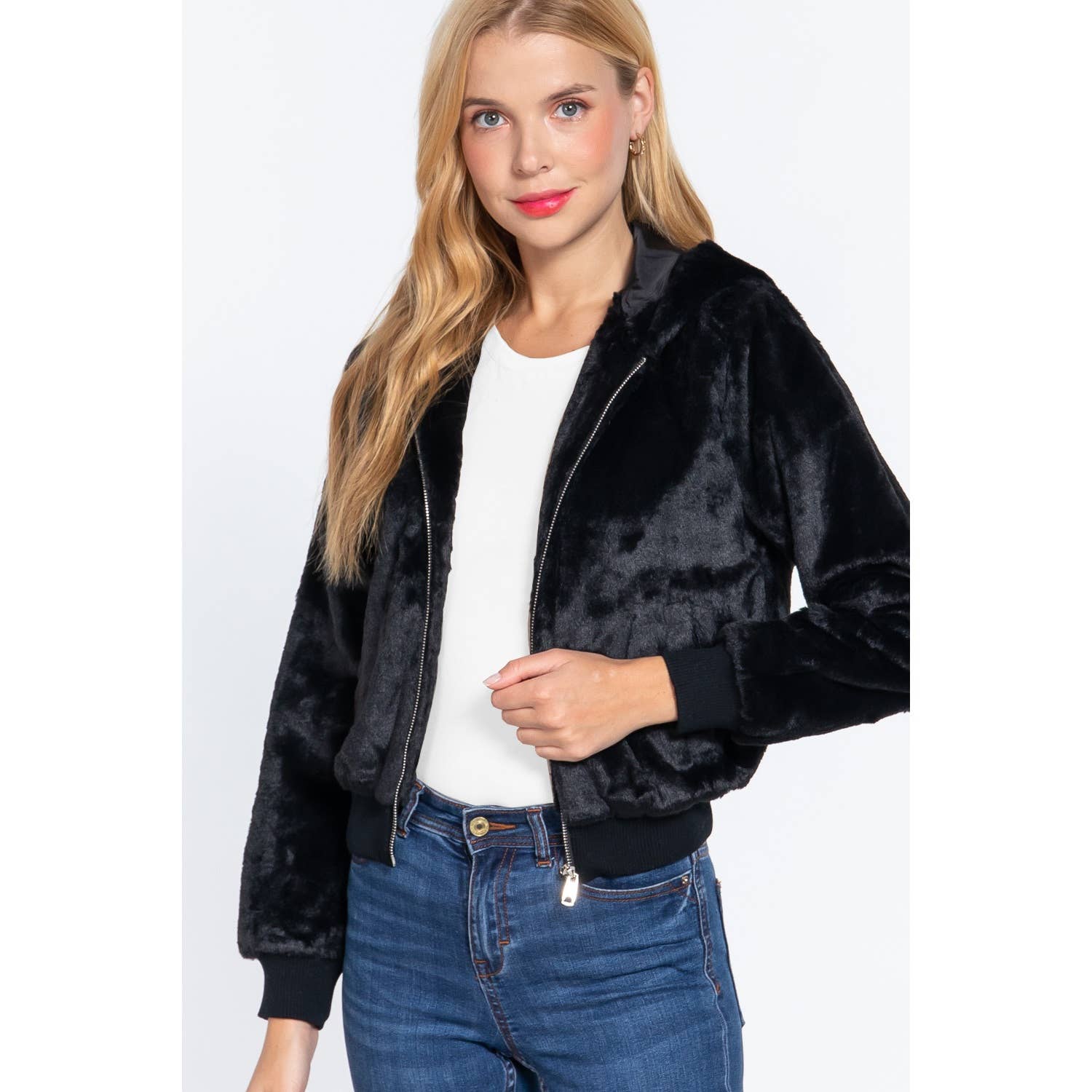 HiteJeans - Vente Veste – femme - VESTE À CAPUCHE ZIPPÉE EN FAUSSE FOURRURE24