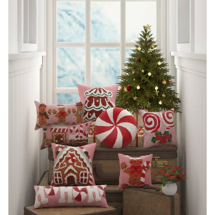 Peking Handicraft - Wholesale Throw/Decorative Pillow - Gingerbread Man With Candycane Hook Pillow