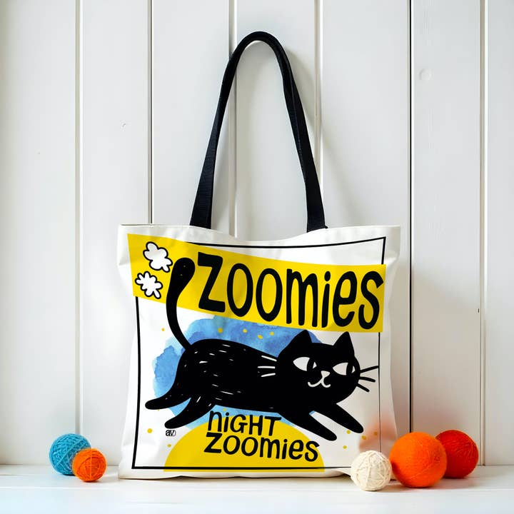 Nacht-Zoomies-Katzen-Tasche – Verspieltes Design mit schwarzer Katze für den Großhandel von Atelier Vero Wholesale