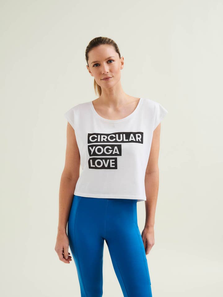 Cropped Dance Vest with Print for wholesale by Wellicious