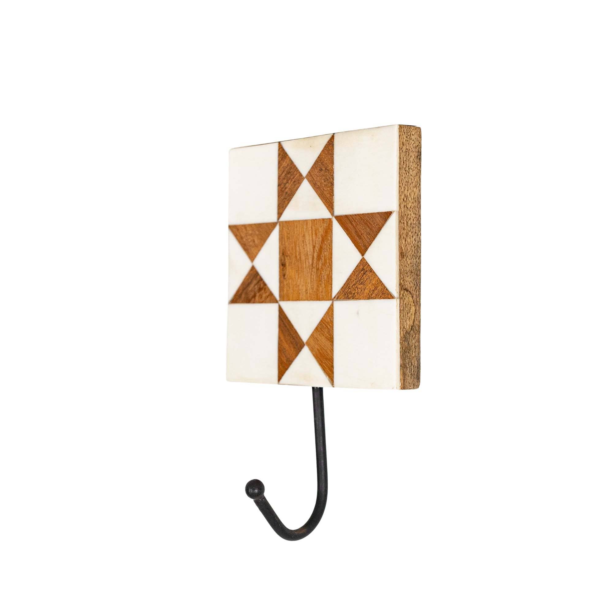 Foreside Home & Garden - Wholesale Wall Hook - Barn Quilt Farm Wall Decor Hook Mango Wood Resin & Metal4