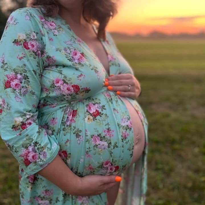 Baby in Styles - Wholesale Robe - Women's - Maternity Robe (Periwinkle’s print)1