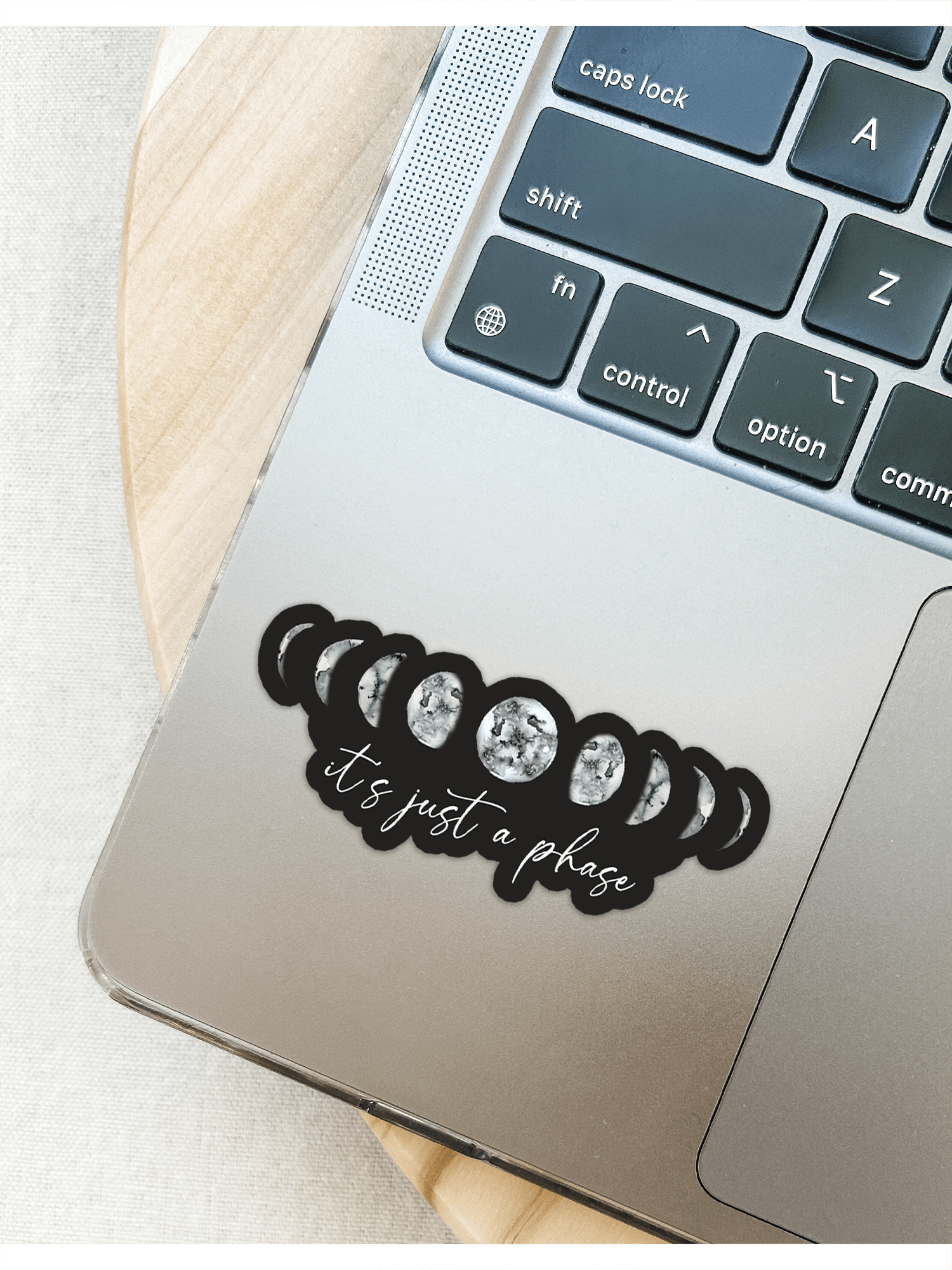 Studio Miller - Wholesale Sticker - Het is gewoon een fase maanfasen matte vinylsticker3