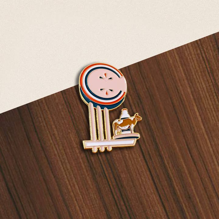Emily Furr Fine Art - Wholesale Lapel Pin/Button - Coburg Cow Pin1