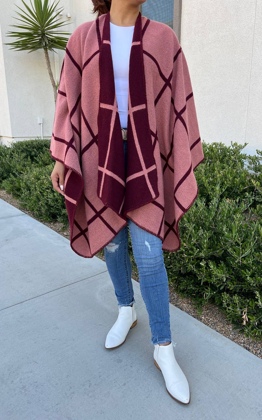 Justin & Taylor - Wholesale Kimono - Women's - Shiver | Plaid Kimono Two-Toned Fall & Winter Shawl6