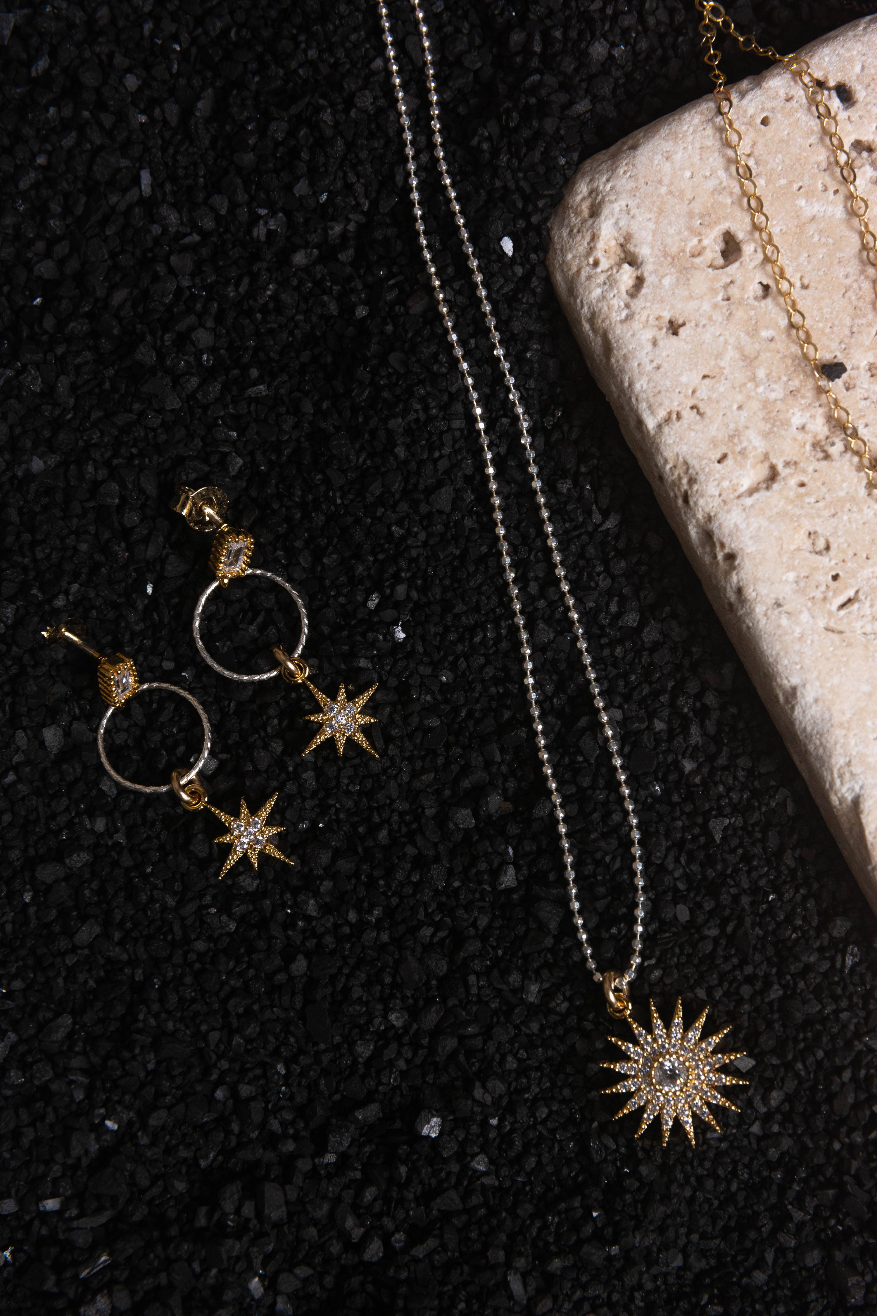 Verve - Wholesale Pendant/Charm Necklace - Solecito 8