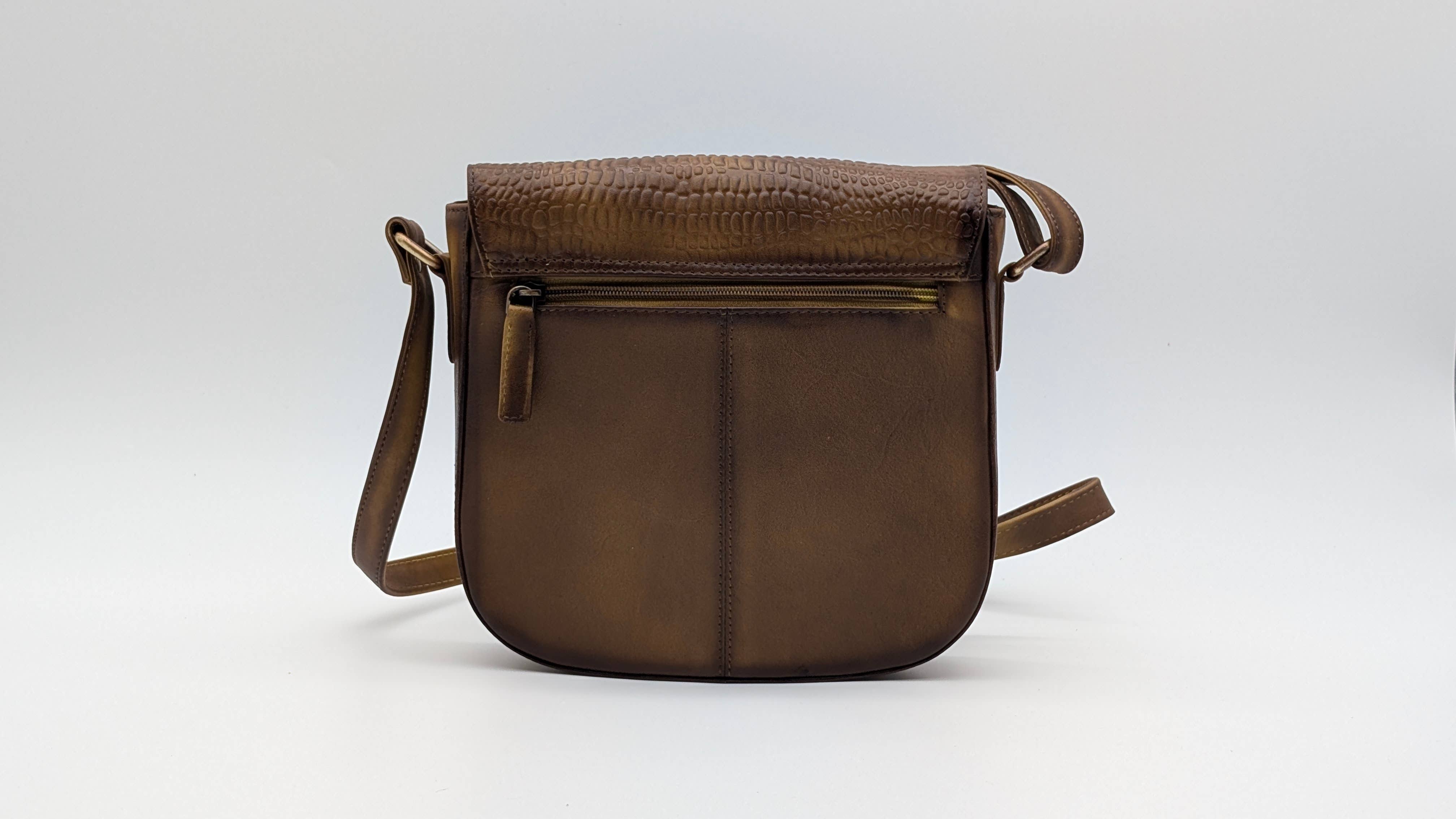 Alta Quero - Wholesale Crossbody Bag - Women's - Textured Brown Leather Essentials Set – Wallets & Crossbody9