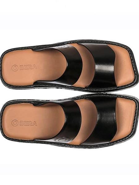 Chaussons Noirs pour la vente par BERA