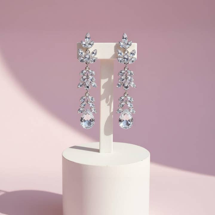 Arya Jewellery Wholesale – wholesale Dangle earrings – Layered Crystal Drop & Dangle Earrings2