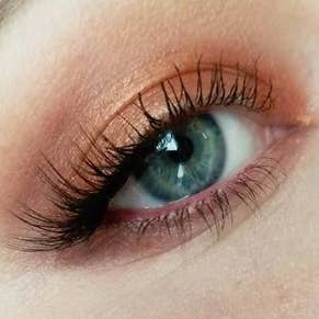 Honeybee Gardens Natural Cosmetics & Body Care – wholesale Eyeshadow palette – Nude Renaissance Shipper Display 3