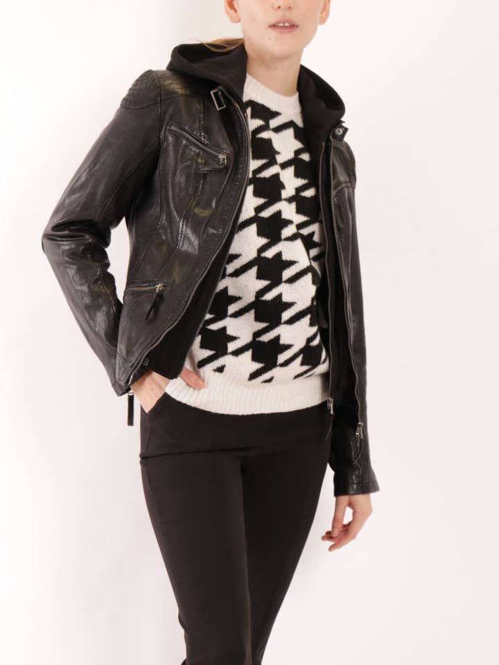 Susi kvinnors läderjacka för wholesale av PATAGO