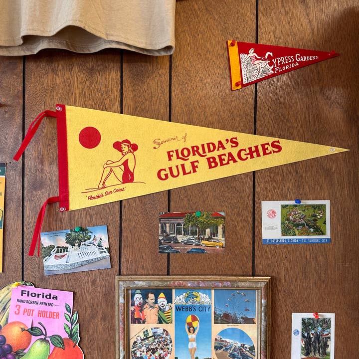 5801 Print House - Wholesale Flag - Custom Souvenir Pennant9