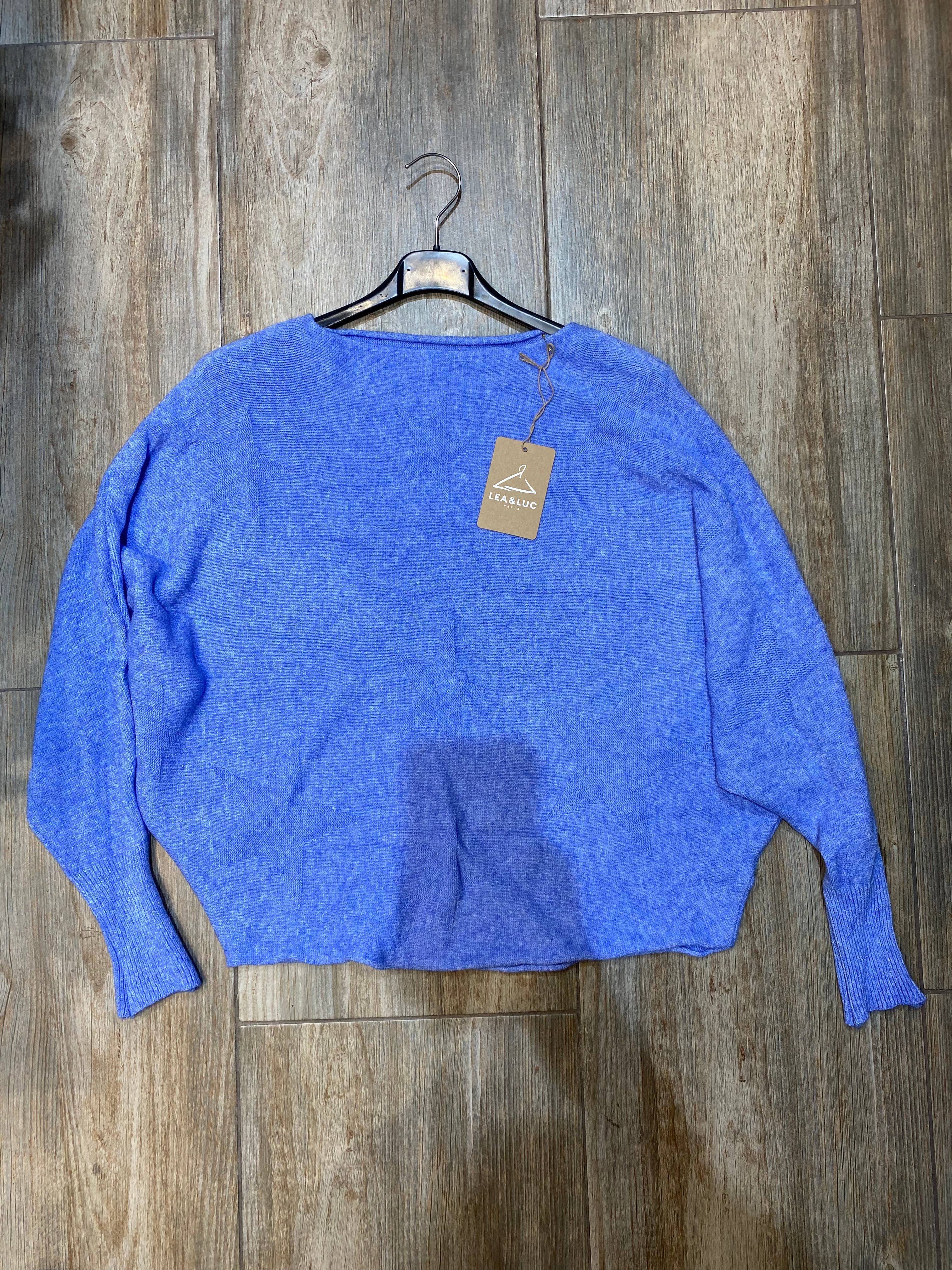 LÉA & LUC - Wholesale Knit Sweater - Women's - Star sweater REF. 009817