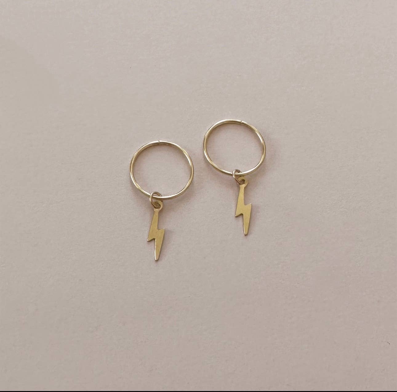 The General Collective - Wholesale Huggie Earrings - Skye Hoops0