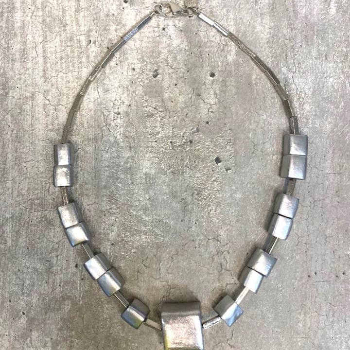 Colar Curto Cubes and Links - Prata por atacado de MARILIA CAPISANI