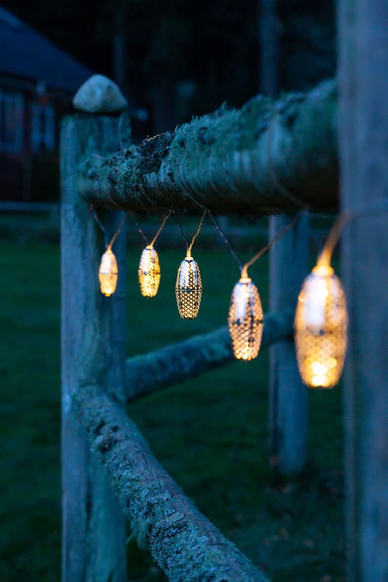 Allsop Home & Garden - Venta al por mayor Guirnalda de luces - Luces solares metálicas Marrakesh en cadena - Estrella plateada9