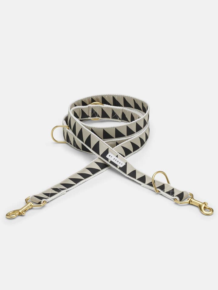 Nice Grill Adjustable City Leash - Black for wholesale by BY SCOUT