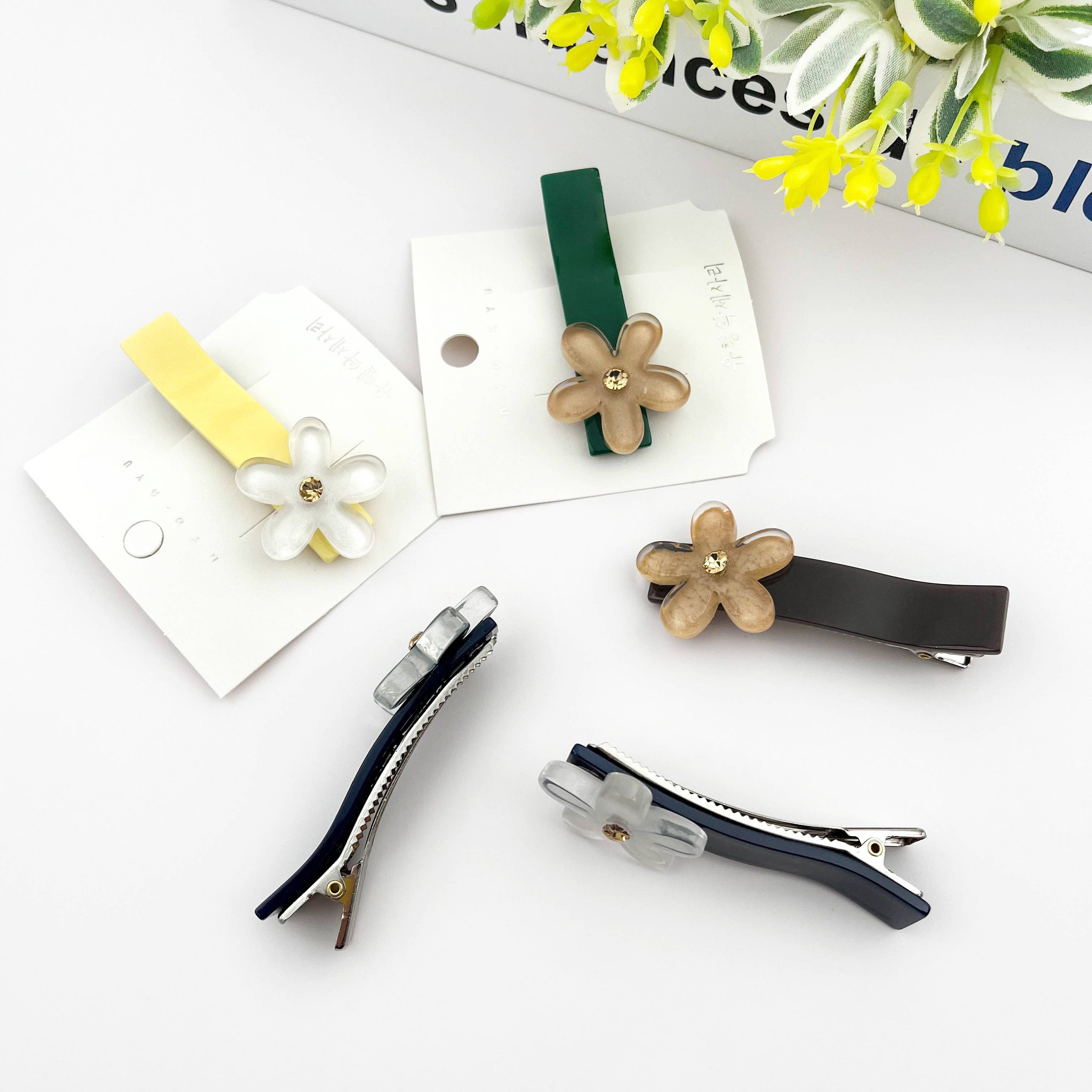 TheDivaSoap – wholesale Hårklämma - Dam – Klar acetat blomma hårklämma, Delikat blomstersidoklämma5