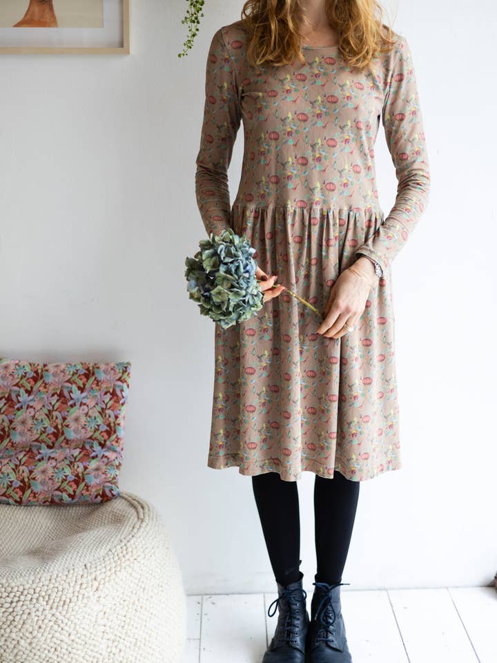 Vestito lungo 'Floral Medusa' | caffè per la vendita all'ingrosso da parte di aesthete-kidswear