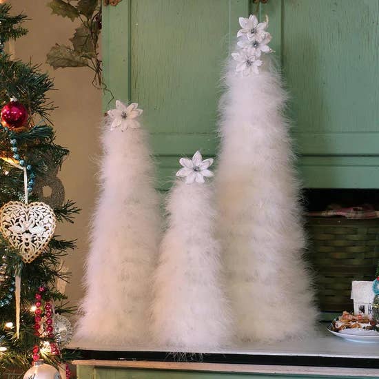 Zucker Feather Products - Wholesale Christmas Decoration - Marabou Feather Tree 24" - White