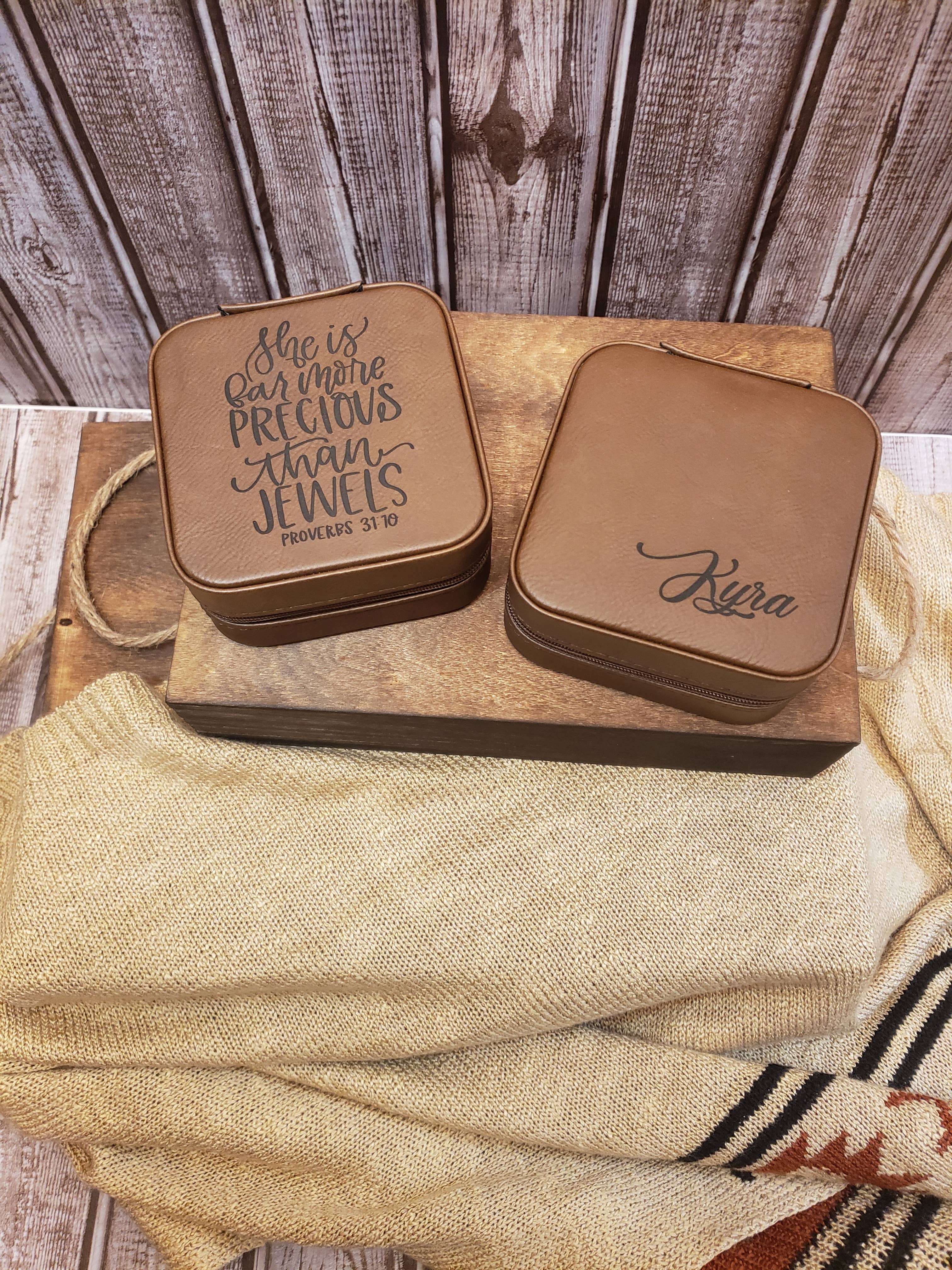 The Rural Home – Engroshandel Smykkesskrin – Brugerdefineret lasergraveret imiteret læder rejse smykkeskrin14