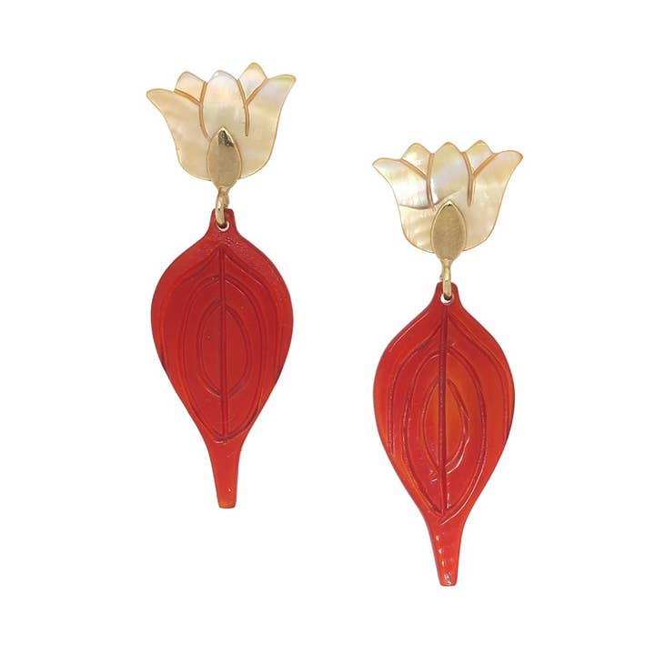 SON JARDIN stud earrings top tulip and leaf for wholesale by Nature Bijoux