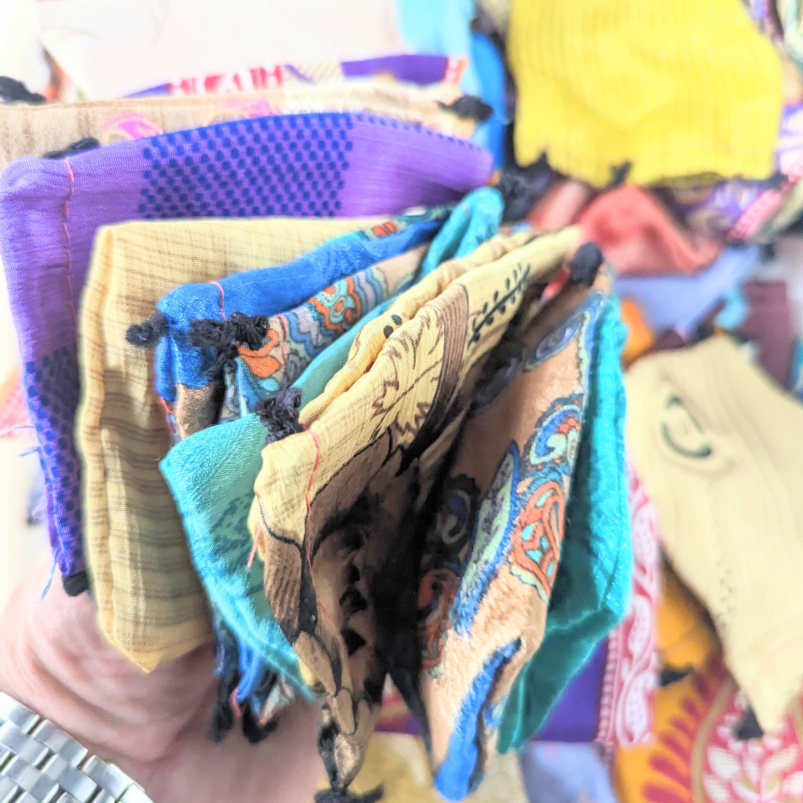 Tenzing Collections – wholesale Presentpåse – Tenzing Collections - 100-pack återvunna siden- och jutesäckar med dragsko eller dragkedja för gåvor15