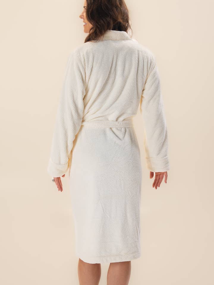 VOLO Beauty - Wholesale Robe - Women's - VOLO Robe6