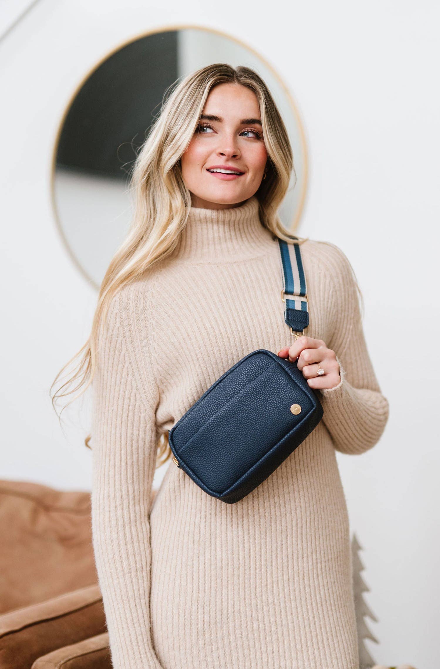 modern and chic - Wholesale Crossbody Bag - Women's - Willow Crossbody Belt Fanny Waist Sling Purse Bag25