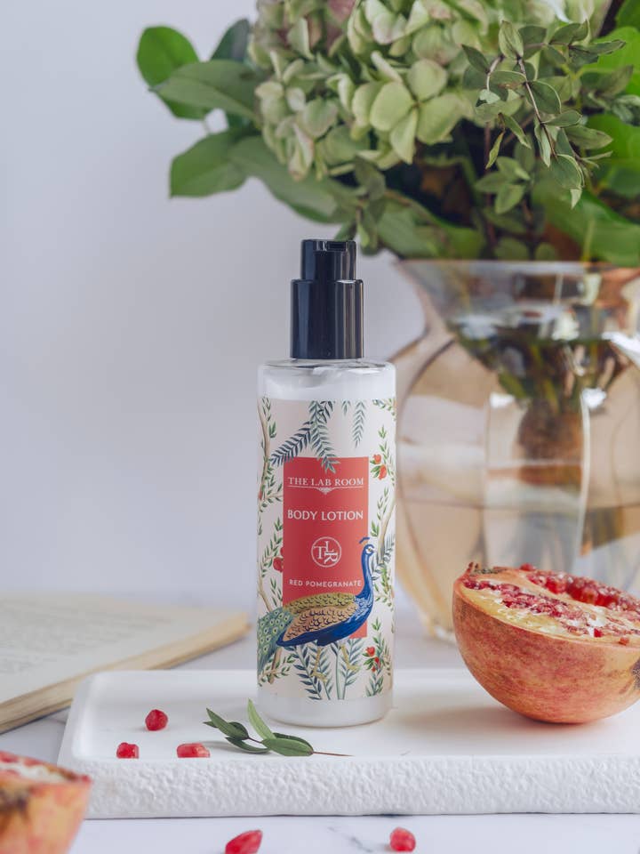 BODY LOTION POMEGRANATE for wholesale by The Lab Room
