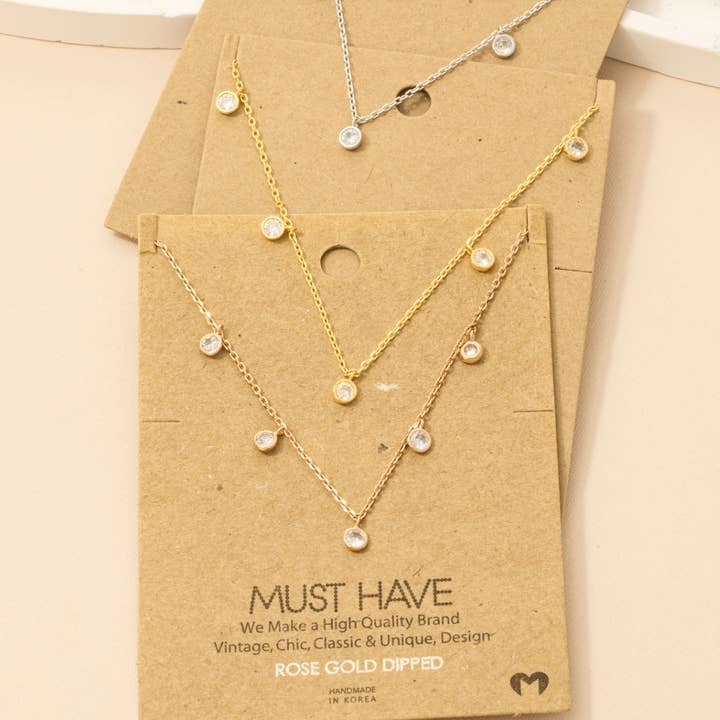 Gulddoppad Strass Drop Station Halsband för wholesale av Fame Accessories