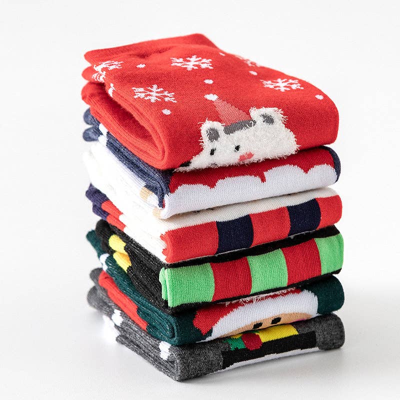 SALINA TRADING INC - Wholesale Socks - Women's - Cute Cartoon Christmas Socks Cotton Blend Casual Short Socks6