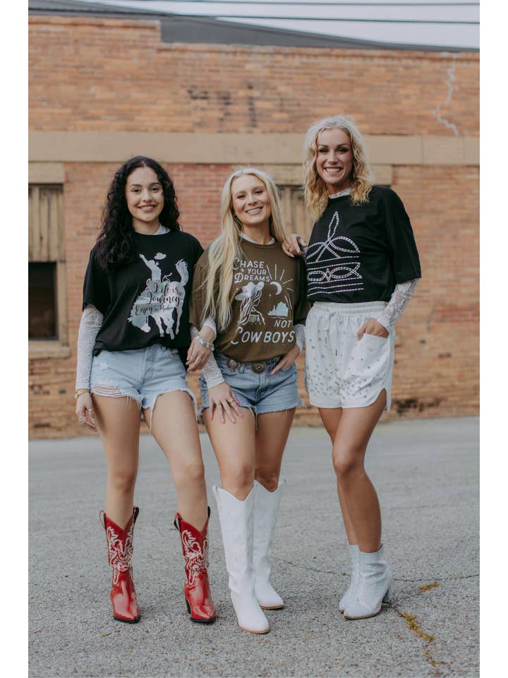 Olive MK519 Chasing Dreams Gold Foil Tee for wholesale on Faire5