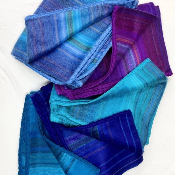 Amor ala Vida - Wholesale Throw Blanket - Alpaca Lap Blanket - Discount Case (12)