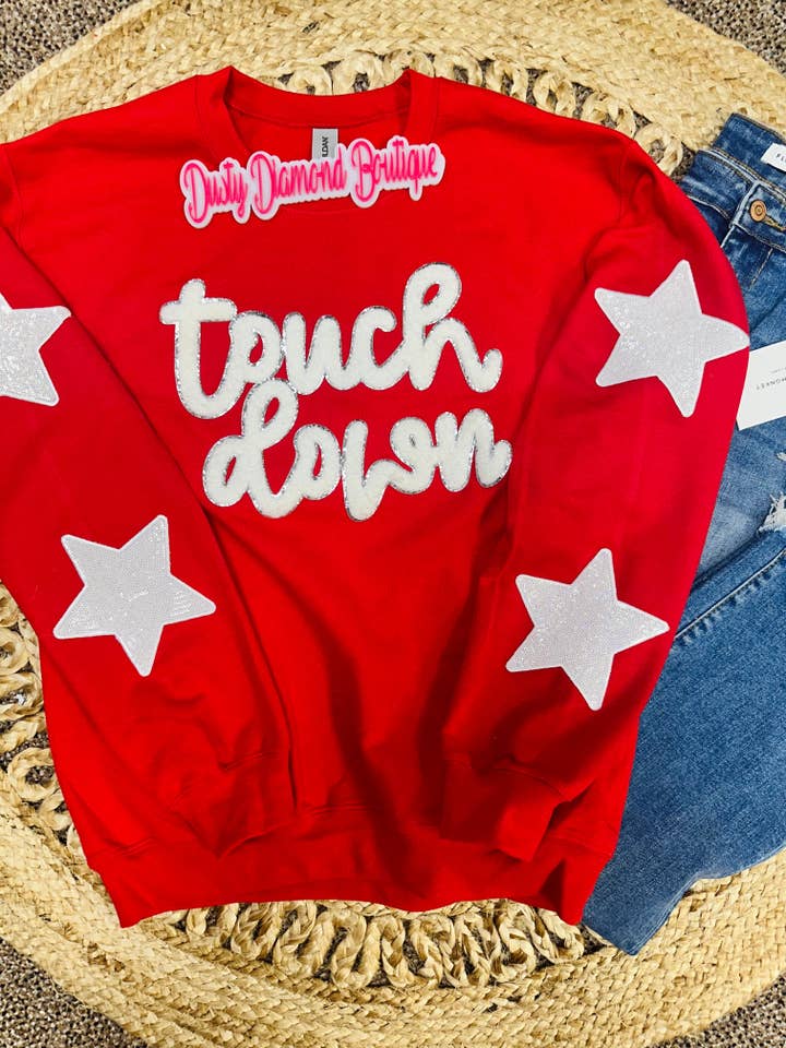 Rød & hvid Touchdown Patch Sweatshirt for engroshandel hos Dusty Diamond Wholesale