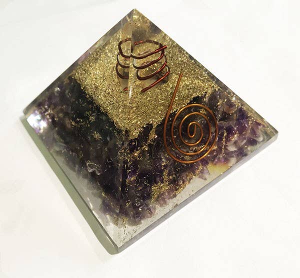 Green Tree - Wholesale Spiritual Stone/Crystal - Orgonite Pyrami Amethyst with Spiral and Copper0