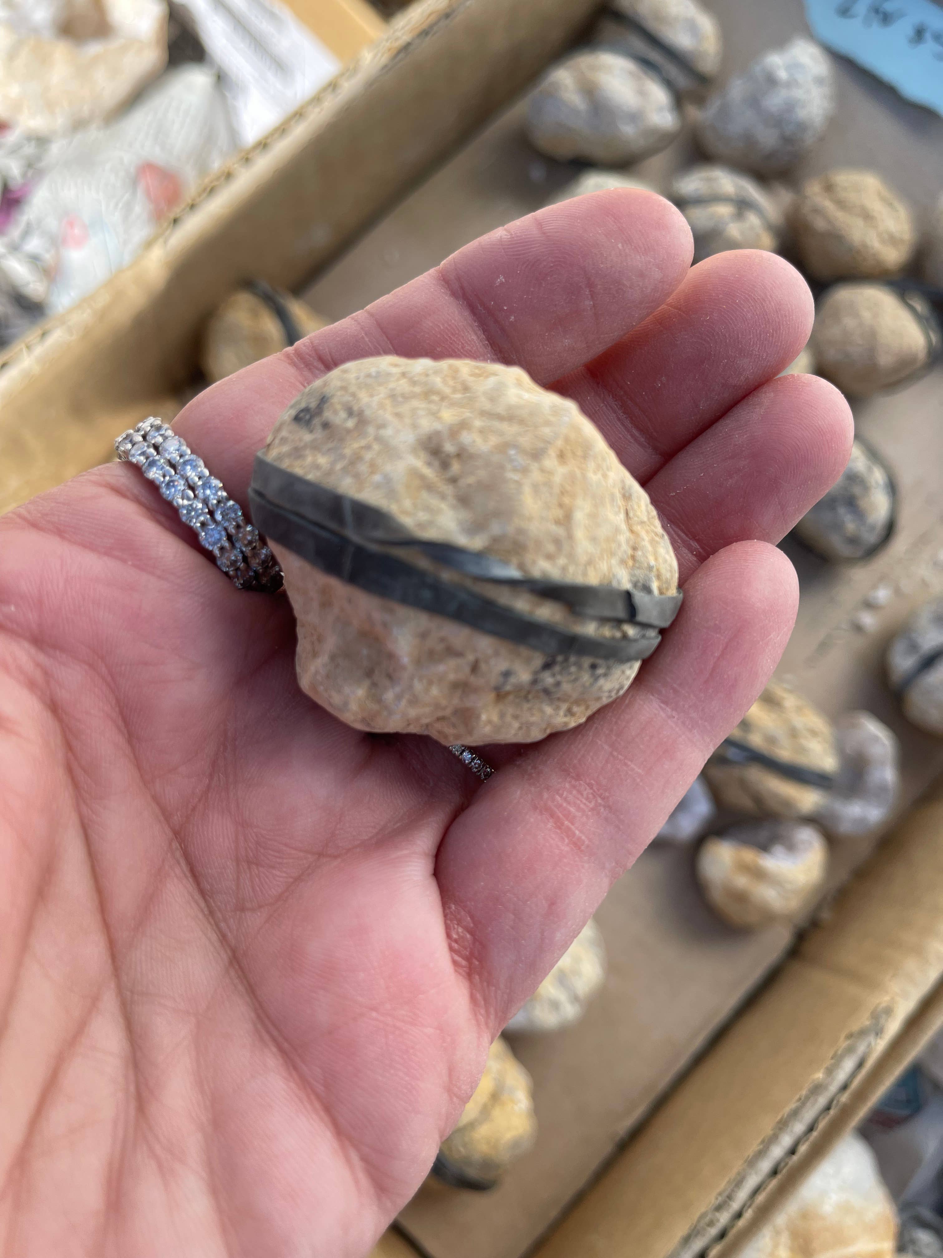 Casablanca Exports - Wholesale Spiritual Stone/Crystal - Mini geodes - sets of 10 whole sets 2