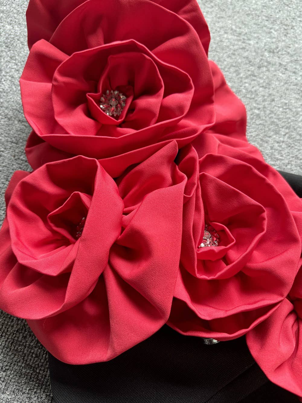 Productseeker – wholesale Klänning - Dam – DR0190 Elegant blommig bandageklänning - svartvitt21