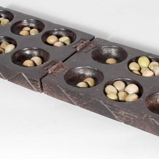 Jeu de wari portable rectangulaire — couleur foncée pour la vente par The Niger Bend