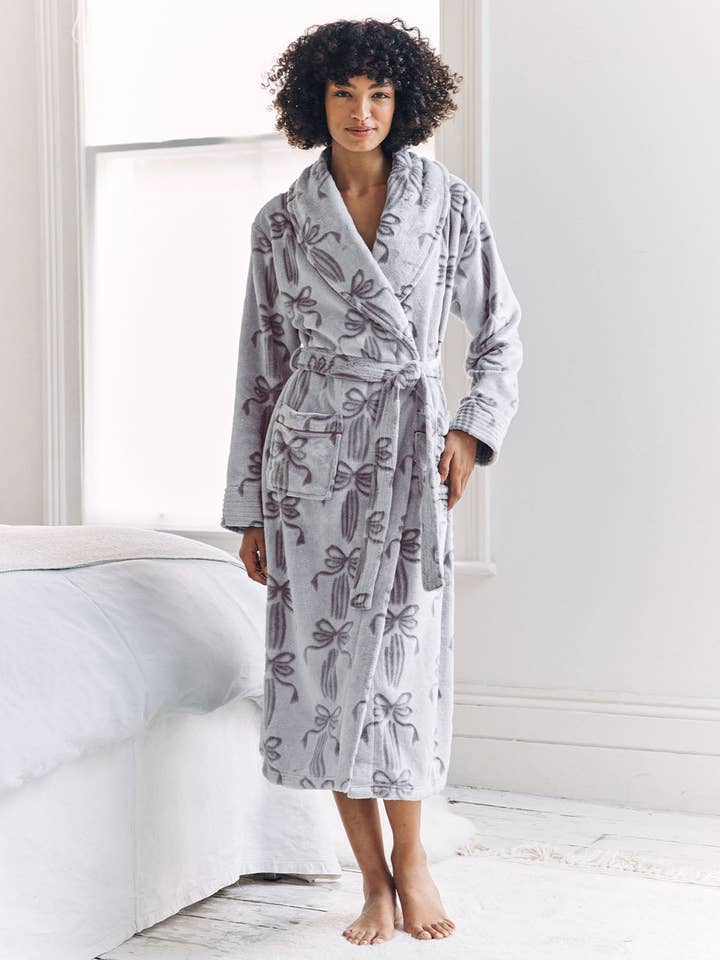 Fleece Burnout Bånd Sløjfe Morgenkåbe for engroshandel hos Chelsea Peers