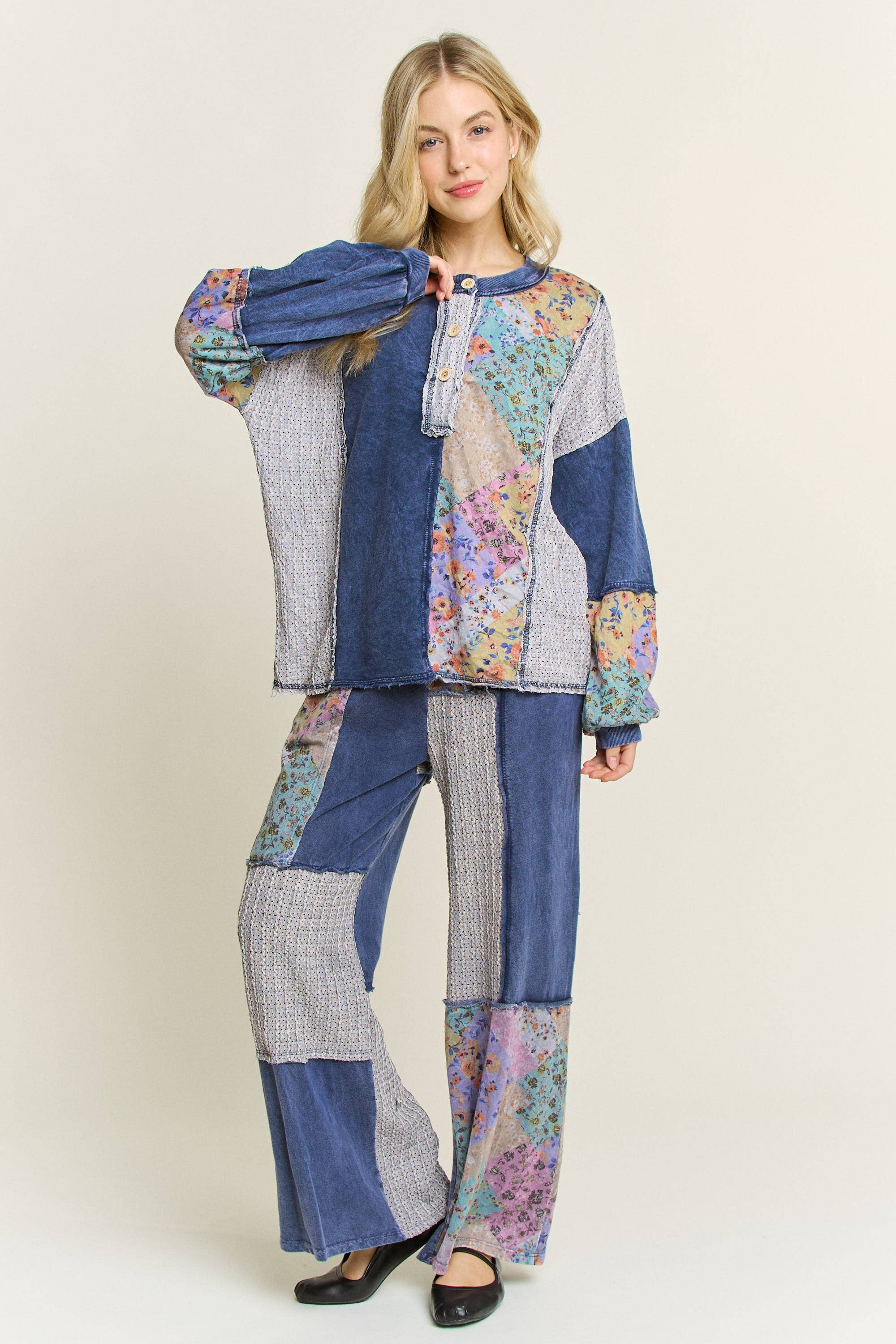 J.Her - Wholesale Pants - Women's - Mineral Washed Floral WaveKnit Jacquard Boho Pants HP610633