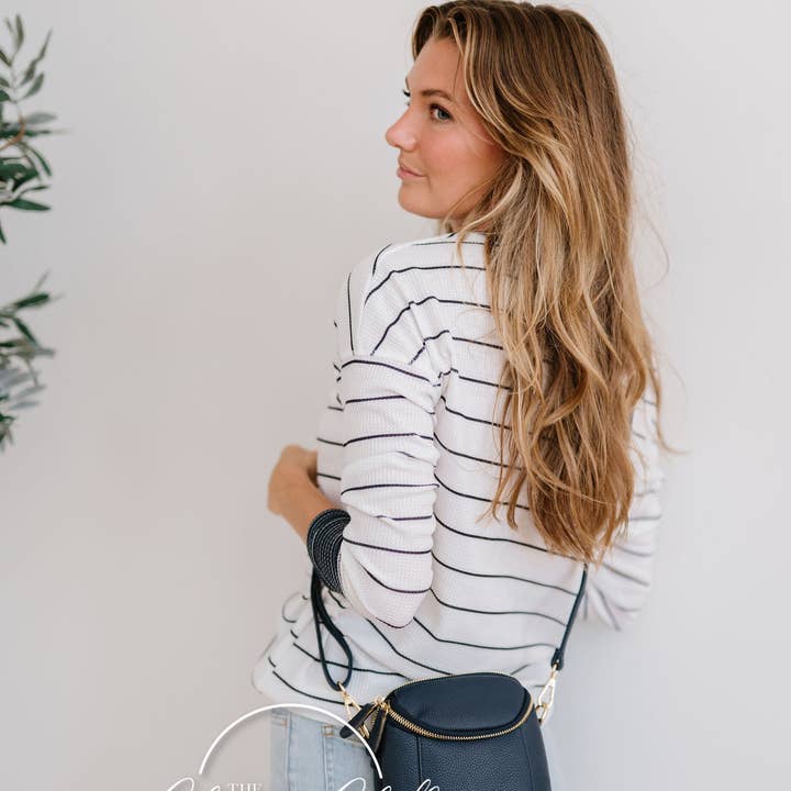 The Classy Cloth WS - Wholesale Crossbody Bag - Women's - Corinne Crossbody Bag - Navy - Navy White Zig Zag Stripe RTS4