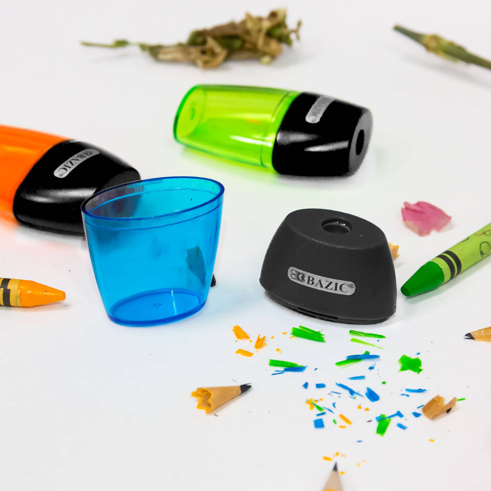 BAZIC Products - Vente Taille-crayons - Aiguiseur monotrou BAZIC avec réceptacle5