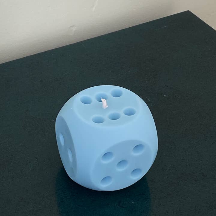 Liv Greene Candles - Venta al por mayor Velas de diseño llamativo - Lanza la vela de dados2