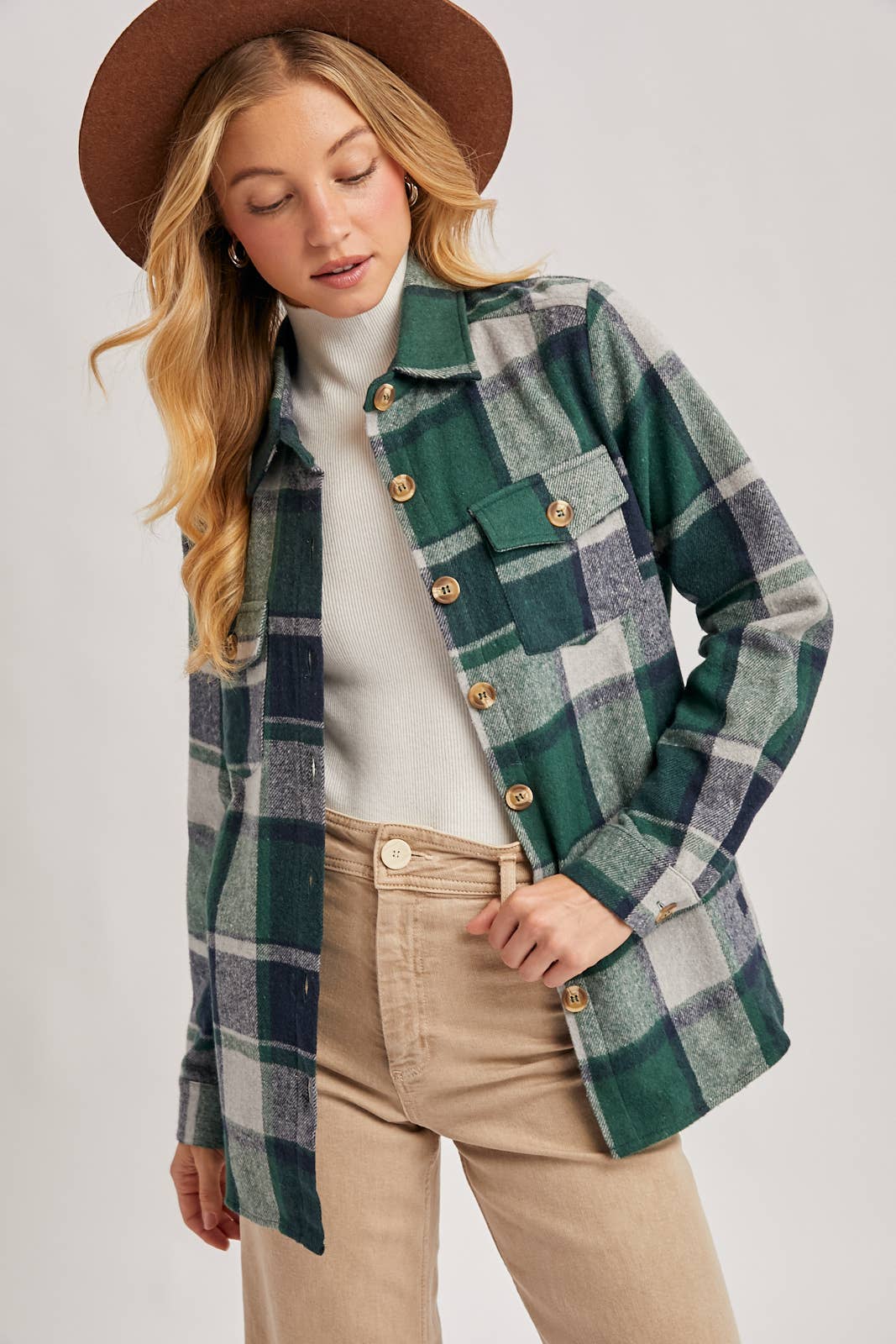 Bluivy - Wholesale Shirt Jacket/Shacket - Women's - FLANNEL PLAID SHACKET WITH POCKETS1