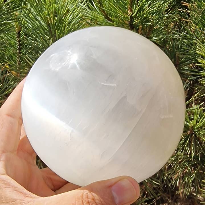Shamans Crystal - Wholesale Spiritual Stone/Crystal - Selenite Crystal Balls, Satin Spar Spheres11